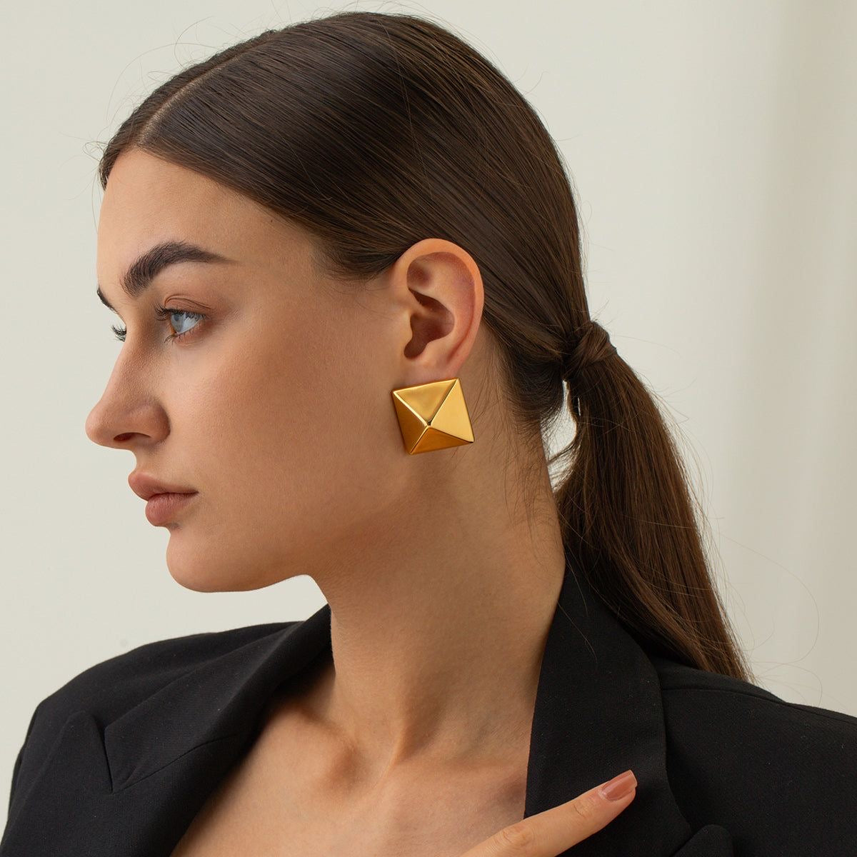 ARETES ARIA
