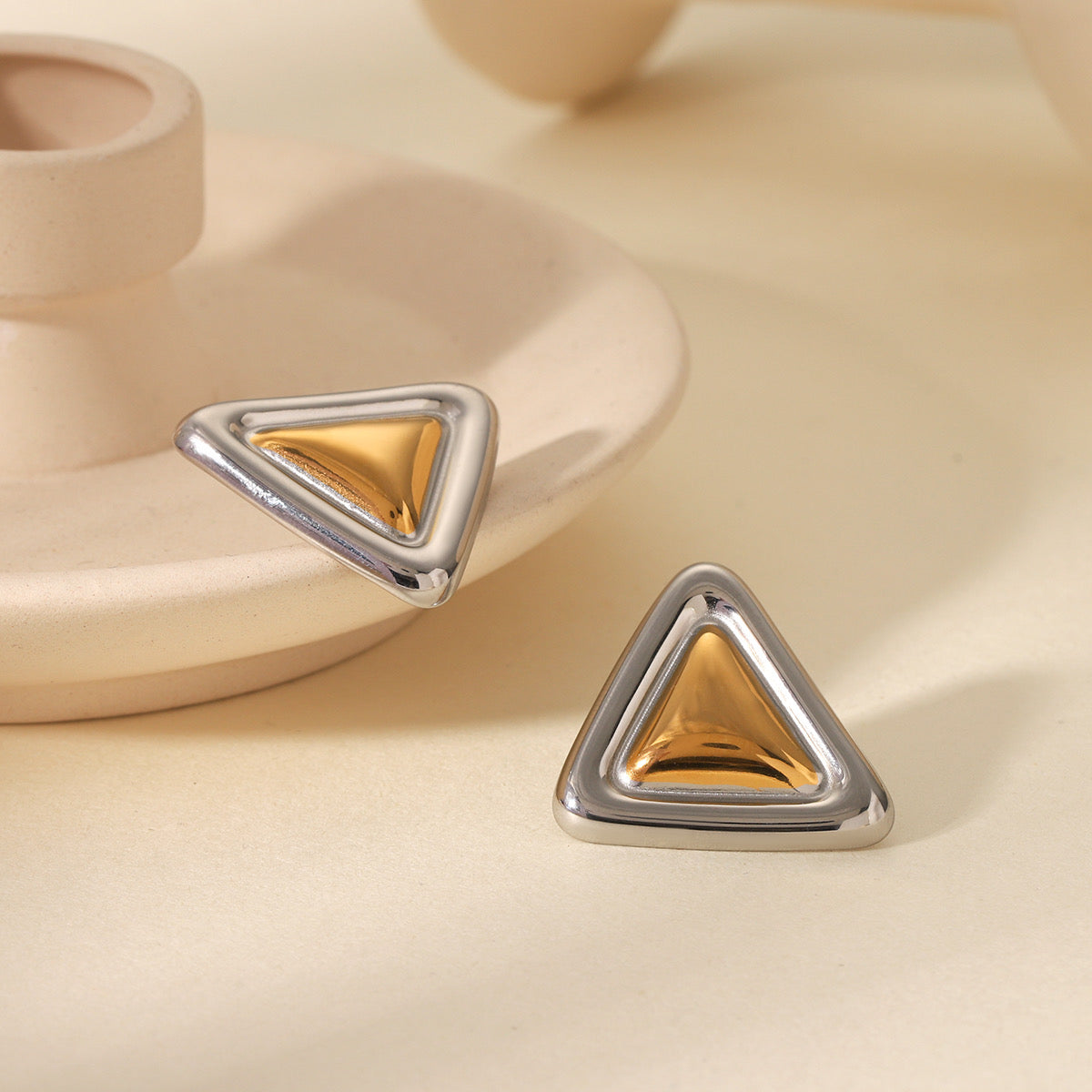 ARETES LAILA