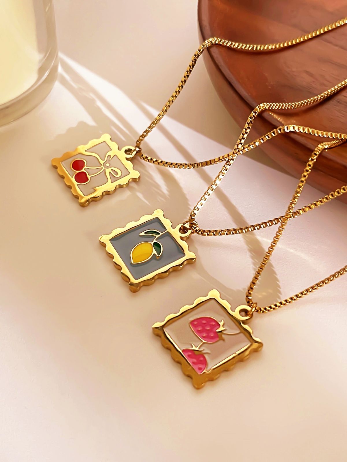 COLLAR LEMON