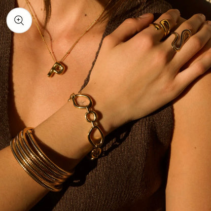 PULSERA SCARLET