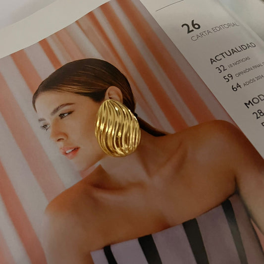 ARETES ALMENDRA GOLD